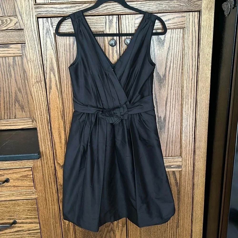WHBM Faux Wrap‎ 100% Silk  V Neck Lined fit flare party ballet Dress Cocktail 6